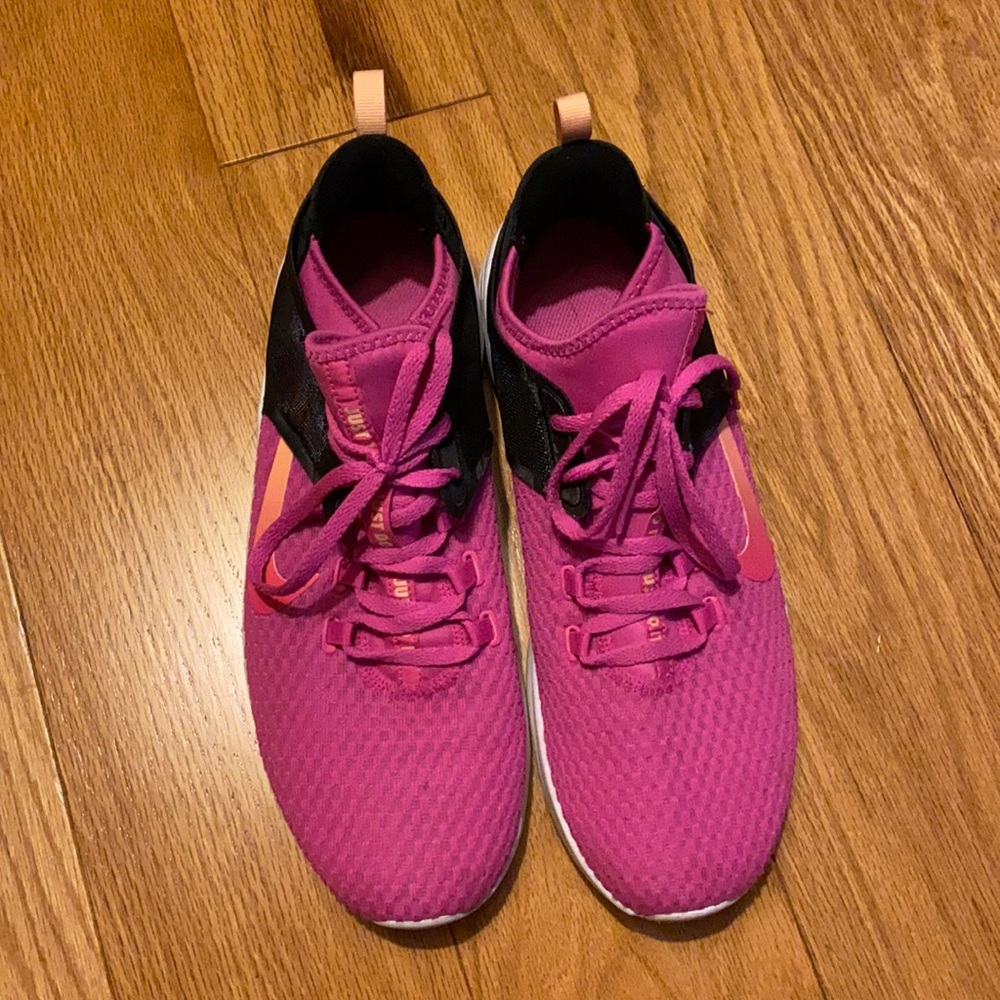 Women’s Nike Bella Air Max Tr 2